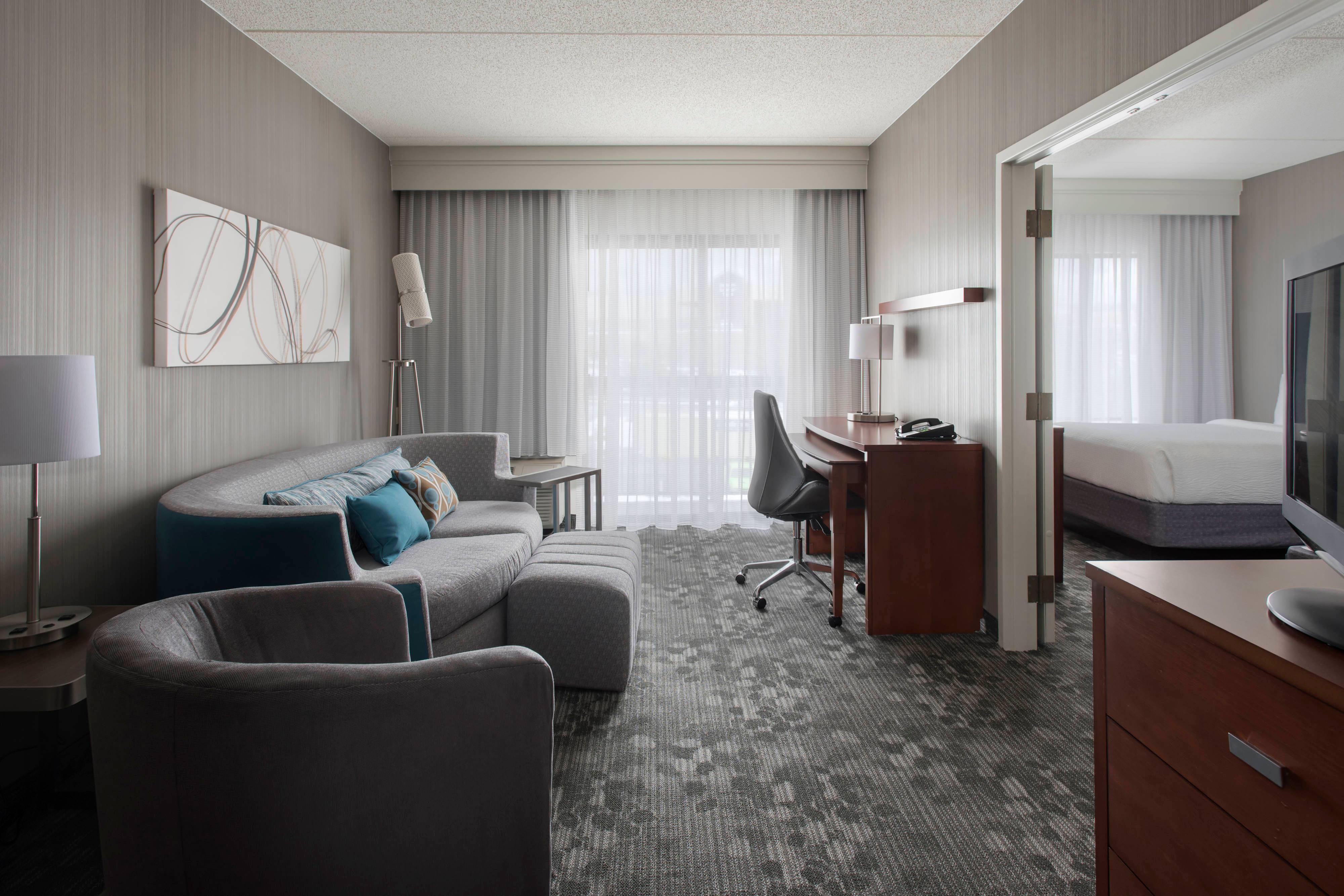 Sonesta Select Boston Milford Hotel Exterior foto